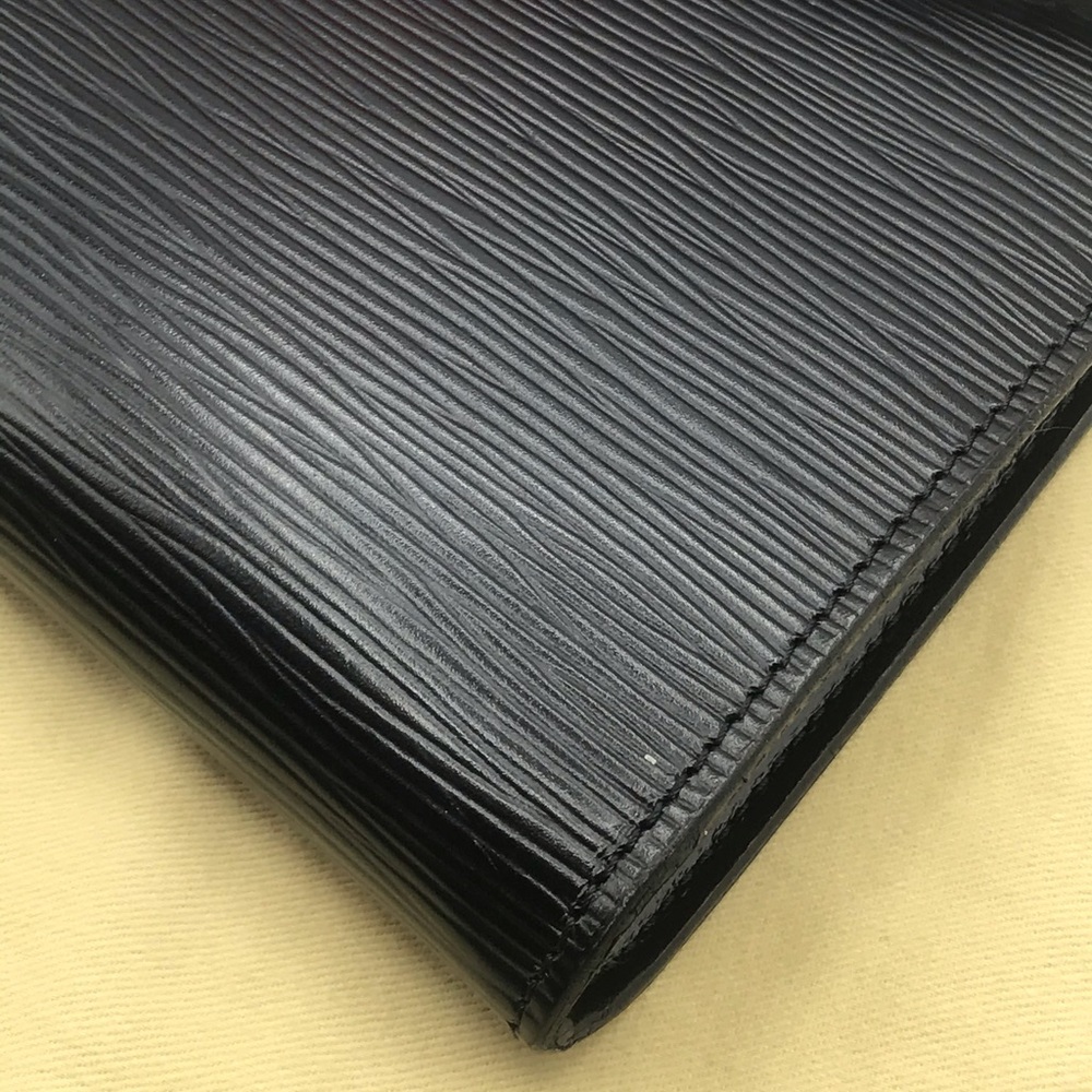 Louis Vuitton Epi Pochette Clutch Wristlet Pouch - Picture 4 of 15